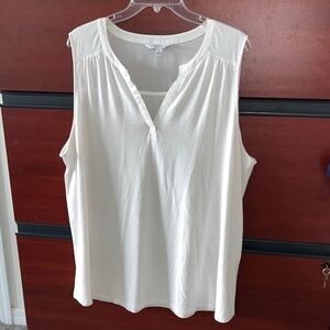41 Hawthorn Ivory Sleeveless Blouse